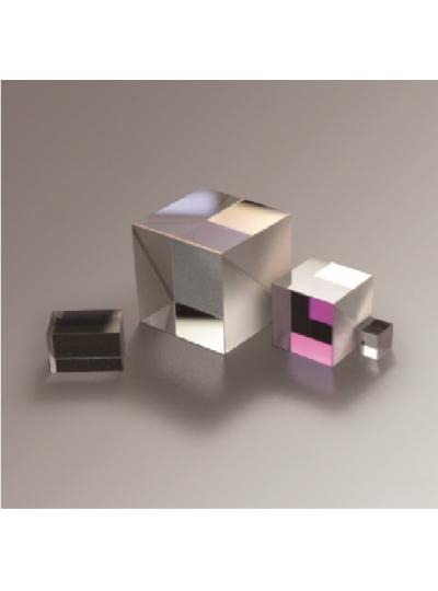 3D投影放映設(shè)備偏振元件